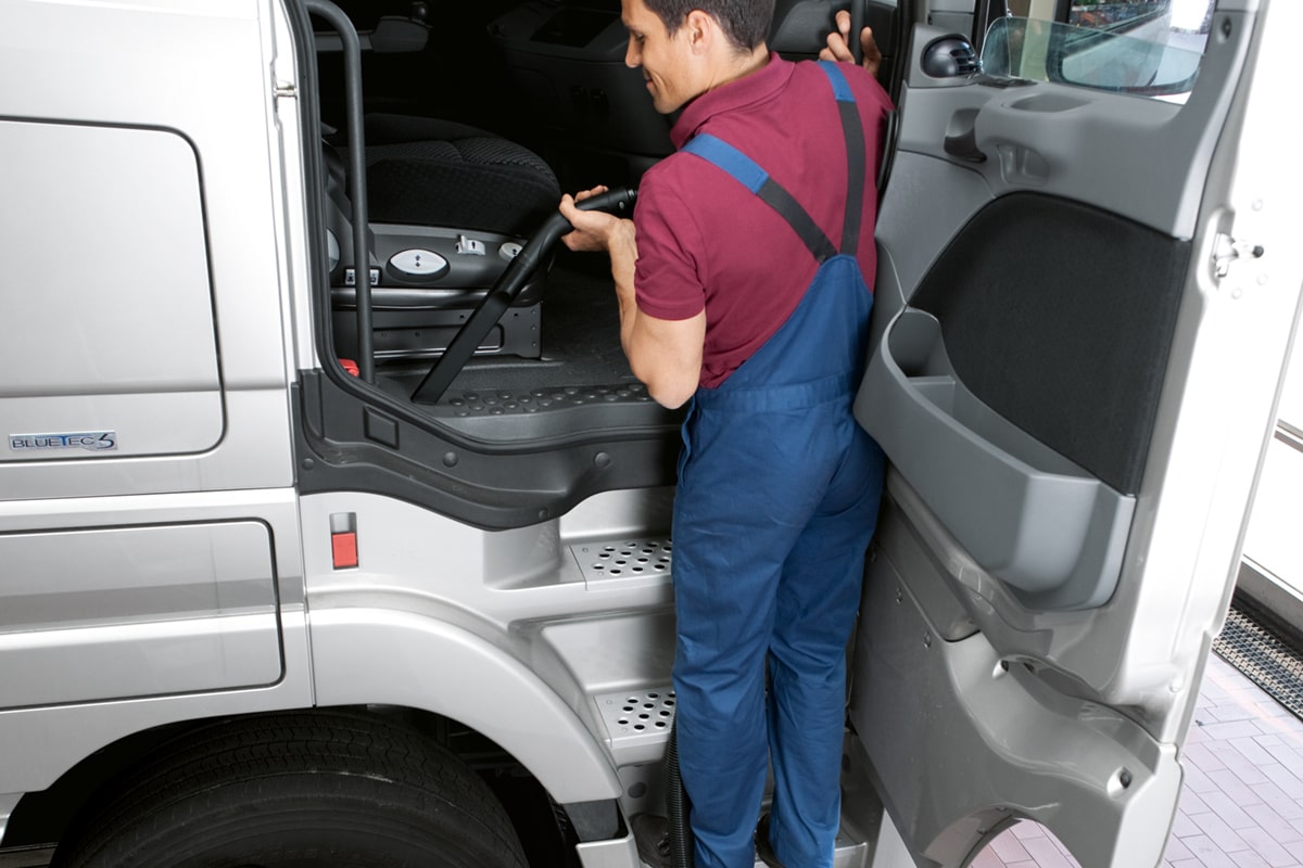 nt 70/2 odkurzanie pojazdow